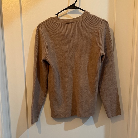 Cozy Tan FIG Sweat Pants and Sweater Medium! - Picture 9 of 9